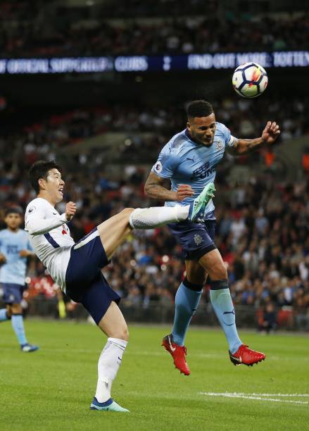 国脚们2日大连报道，海港放假一周然后重新集中投入....